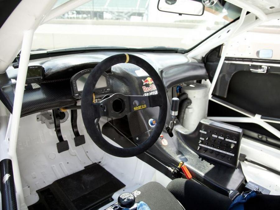  Hyundai Genesis Coupe Pikes Peak by RMR 2012 года  (фото 7 из 13)